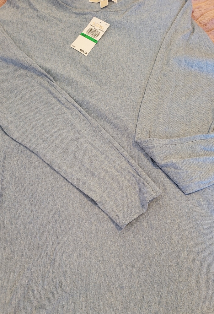 *sold* MICHAEL KORS soft long sleeve sweater